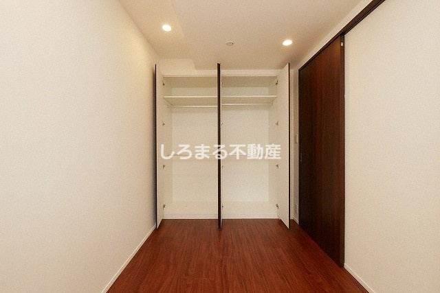 RJR堺筋本町タワーの収納