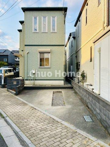 葛飾区東水元4丁目中古住宅の駐車場|カースペース