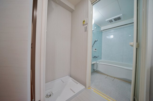 ホーユウパレス横浜羽沢★仲介手数料無料★（上星川小学校・保土ヶ谷中学校）の独立洗面台