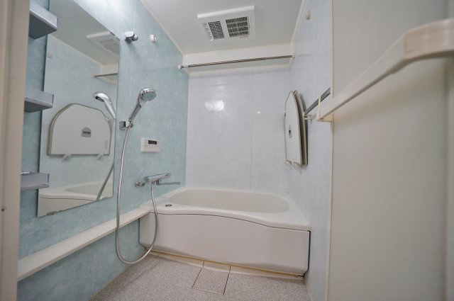ホーユウパレス横浜羽沢★仲介手数料無料★（上星川小学校・保土ヶ谷中学校）の浴室