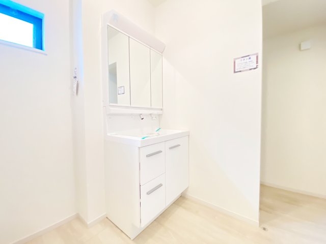『八王子市新築戸建て』八王子市富士見町7-6【仲介手数料無料】　７期の独立洗面台|～仲介手数料無料☆八王子ひなた不動産～　八王子市富士見町　新築戸建て