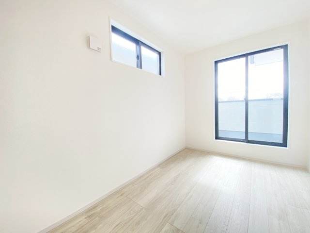 『八王子市新築戸建て』八王子市富士見町7-6【仲介手数料無料】　７期の洋室|～仲介手数料無料☆八王子ひなた不動産～　八王子市富士見町　新築戸建て