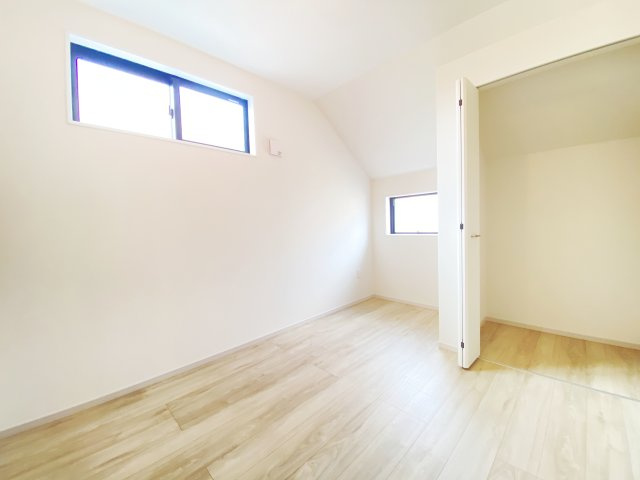 『八王子市新築戸建て』八王子市富士見町7-6【仲介手数料無料】　７期の洋室|～仲介手数料無料☆八王子ひなた不動産～　八王子市富士見町　新築戸建て