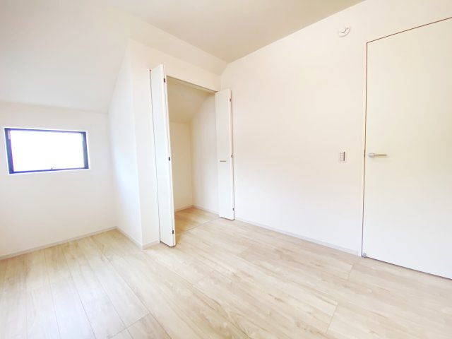 『八王子市新築戸建て』八王子市富士見町7-6【仲介手数料無料】　７期の洋室|～仲介手数料無料☆八王子ひなた不動産～　八王子市富士見町　新築戸建て