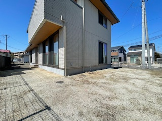 【庭】 | 福島市泉早稲田中古住宅（Z）