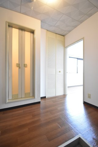 ハイムパルナインの玄関