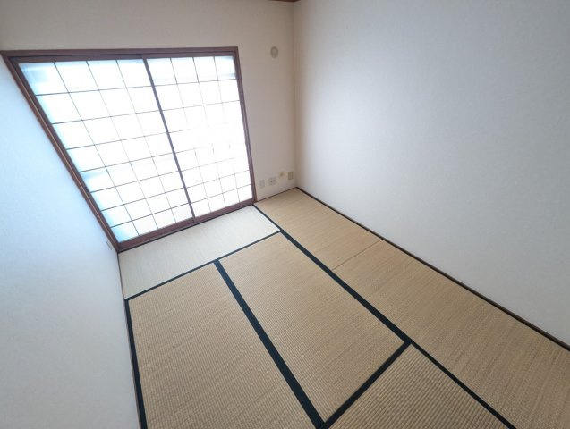 グランドハイツ豊中の和室