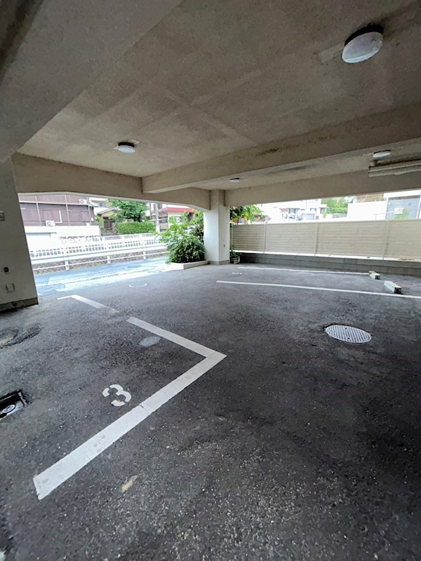 栄マンションの外観