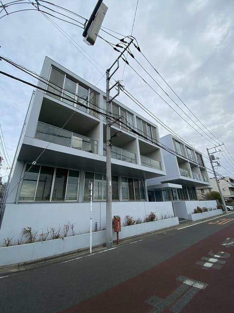 パークジオ学芸大学の外観