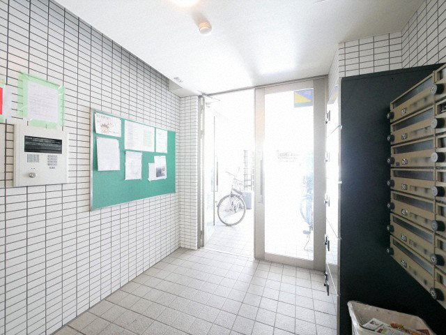 サンクール松屋町のロビー|落ち着いたロビーです