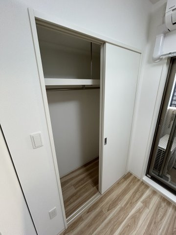 セレニテ難波プリエの収納