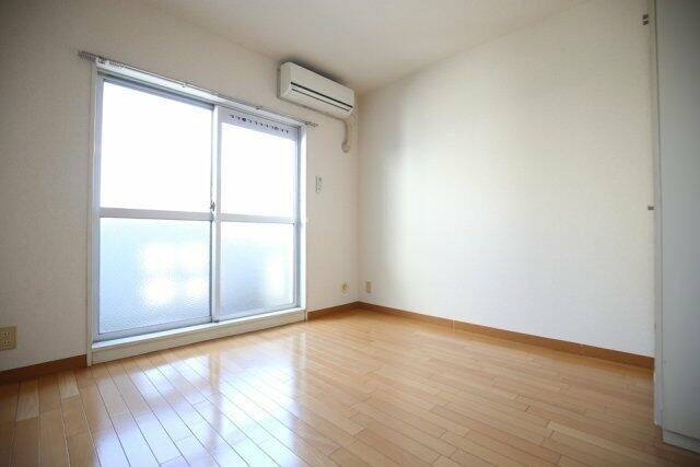 トップ金町の洋室