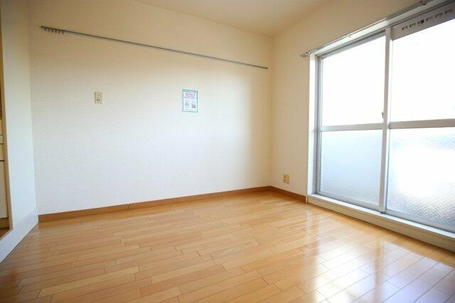 トップ金町の洋室