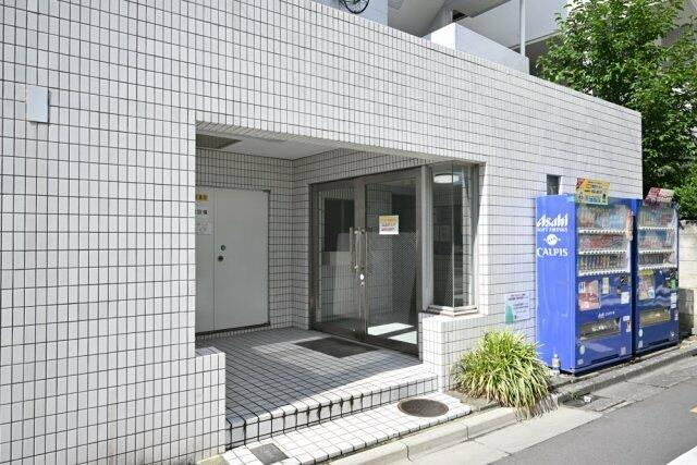 トップ金町のエントランス