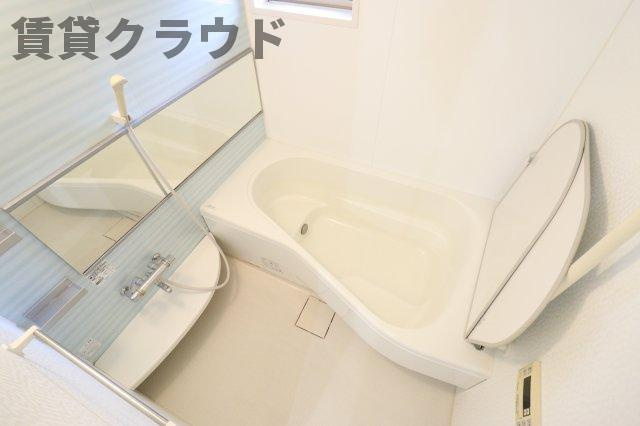 バニュルスⅣの浴室|お風呂で日々の疲れを落としましょう