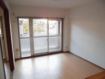 【内装】 | メゾン・ド・フレール | 内装は落ち着いています