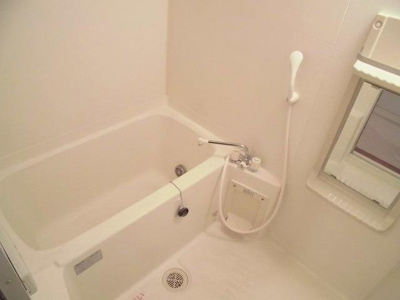 【浴室】 | メゾン・ド・フレール | きれいなお風呂です