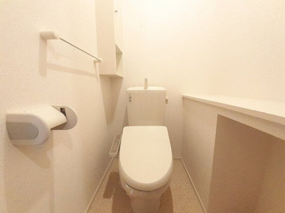 【トイレ】 | クローバー上本町 | シンプルで使いやすいトイレです