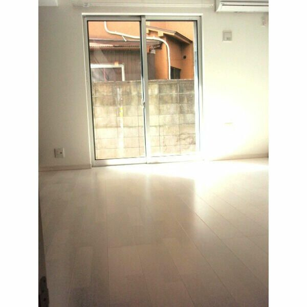 パルテールの居間・リビング