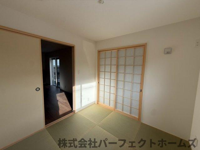 香里ケ丘8丁目戸建の和室|和室があると、家にあたたかい雰囲気が生まれます