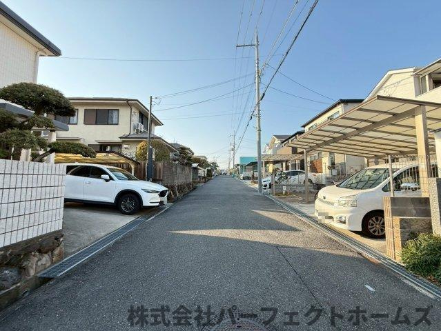 香里ケ丘8丁目戸建の周辺