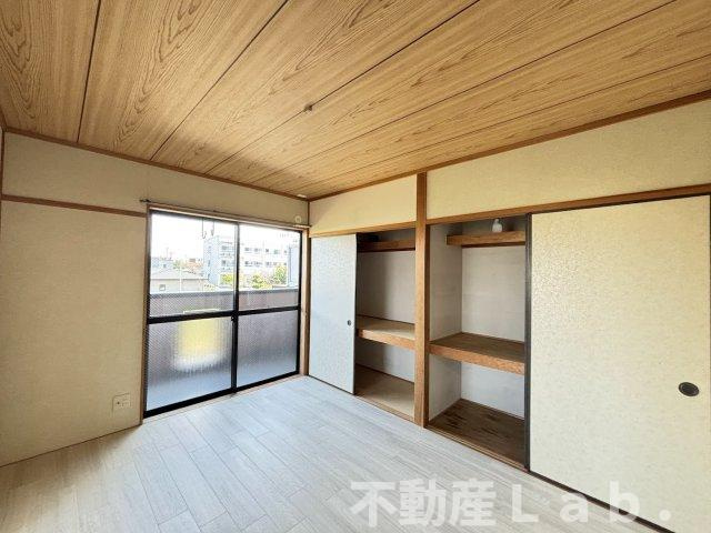 サン・ワインズマンションの洋室