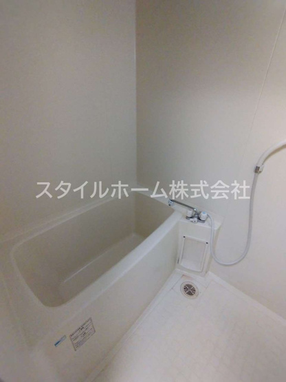 【浴室】 | ベルシャイン | 別部屋写真です。