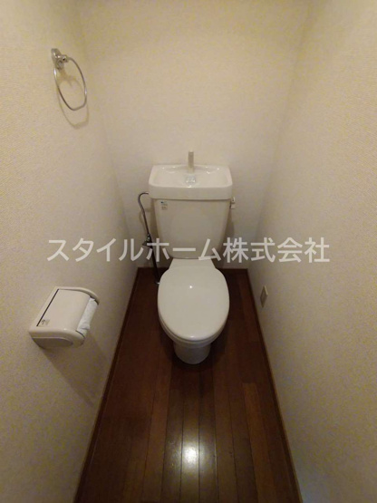 【トイレ】 | ベルシャイン | 別部屋写真です。