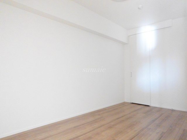 Ｌａ　Ｄｏｕｃｅｕｒ志茂の洋室|4.7帖の居室です☆