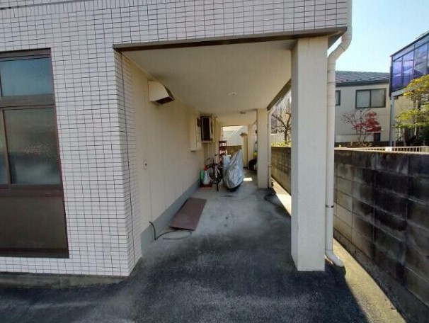 【エントランス】