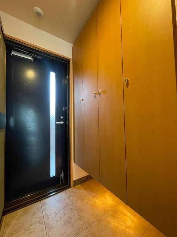 グランプレイズ宝塚南口の玄関|ゆったりとした玄関です