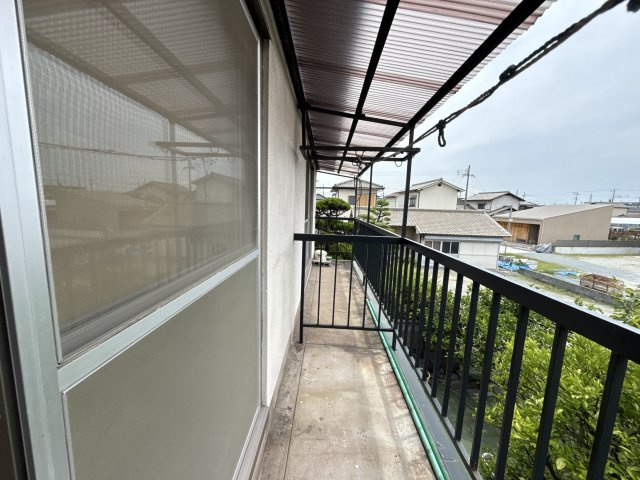 勘兵衛町２戸1のバルコニー