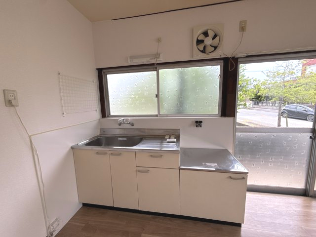 勘兵衛町２戸1のキッチン