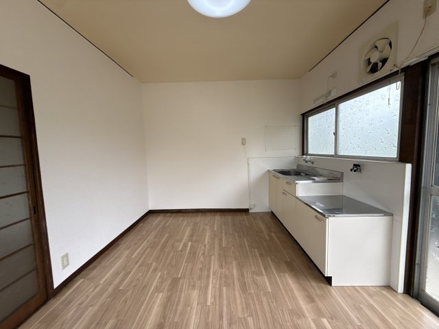 勘兵衛町２戸1の居間・リビング