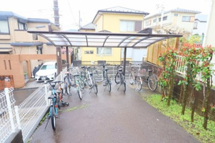 メゾングラッセ Aの駐車場|駐車場