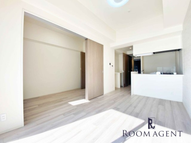 プレサンス丸の内リラティの居間・リビング|※類似写真です