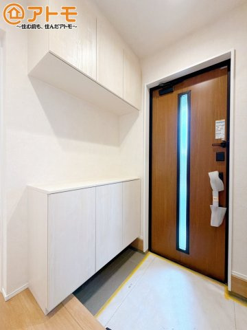【玄関】 | 富士市今泉Ⅴ　新築戸建て　4号棟