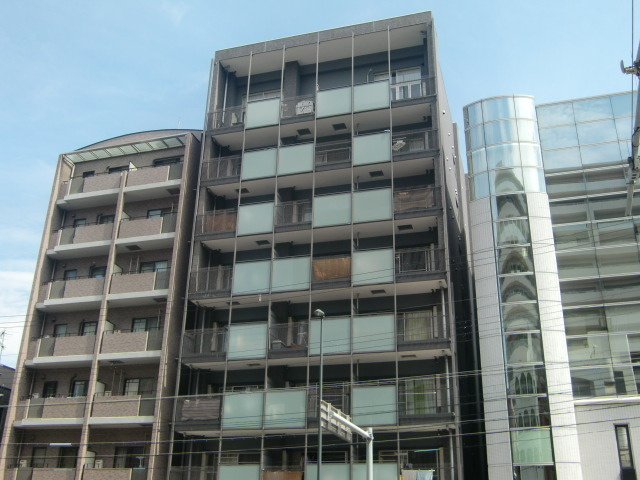 W.O.B.ROKKOHMICHIの外観