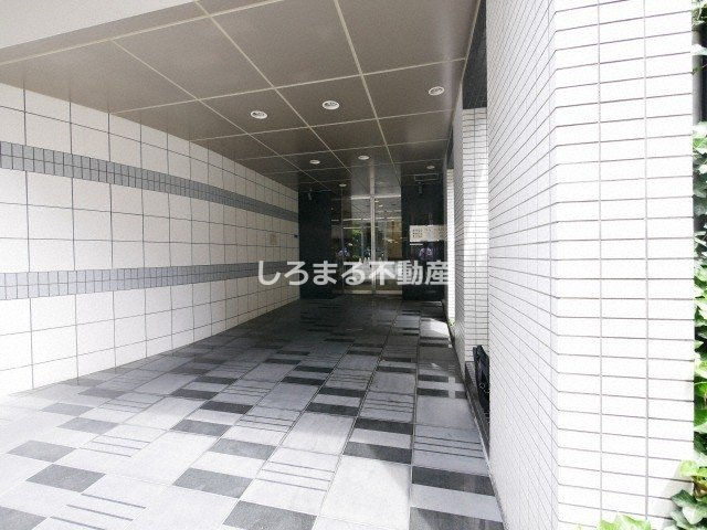 プライムアーバン堺筋本町のエントランス