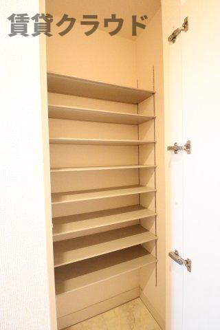レーヴの収納|シューズボックス