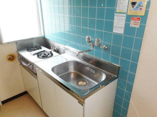 横浜市金沢区六浦南２丁目の賃貸マンションのキッチン