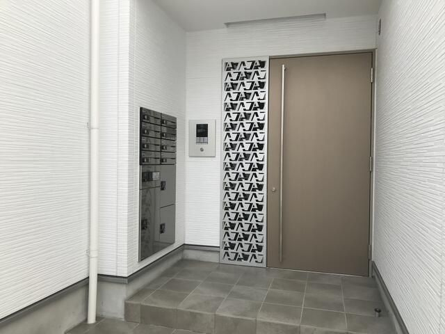 ＧＲＡＮＤＴＩＣ蓮田のエントランス