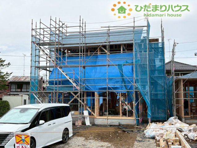 行田市桜町1丁目　新築一戸建て　ブルーミングガーデン　01