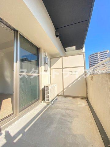 大阪市淀川区宮原１丁目の賃貸マンションのバルコニー