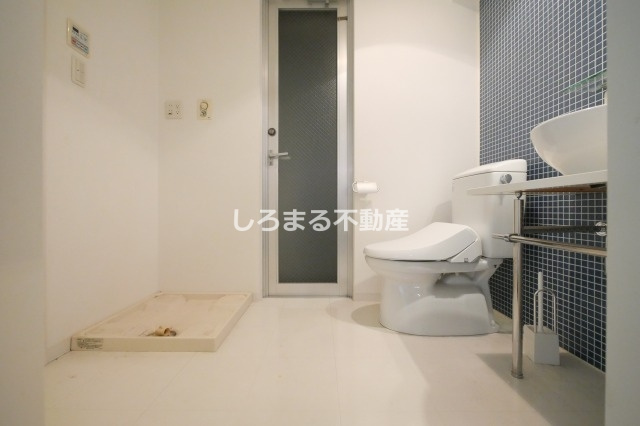 ルクレ堺筋本町レジデンスの洗面所