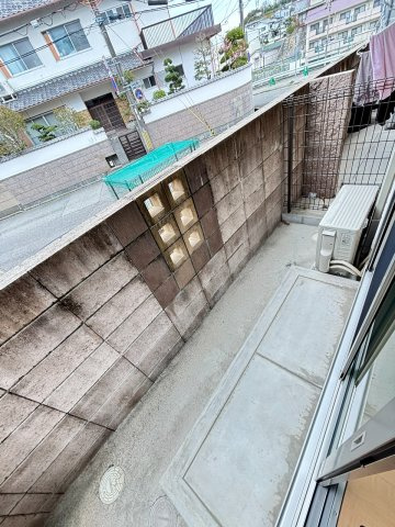 グローリア若葉台のバルコニー