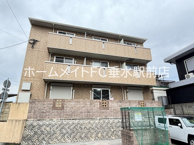 グローリア若葉台の外観