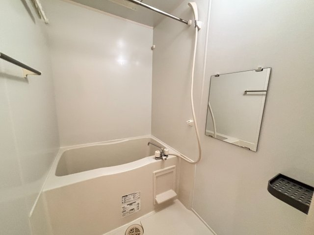 グローリア若葉台の浴室
