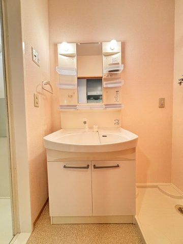 グローリア若葉台の洗面所