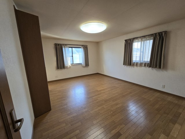 一宮市三条　戸建ての居間・リビング